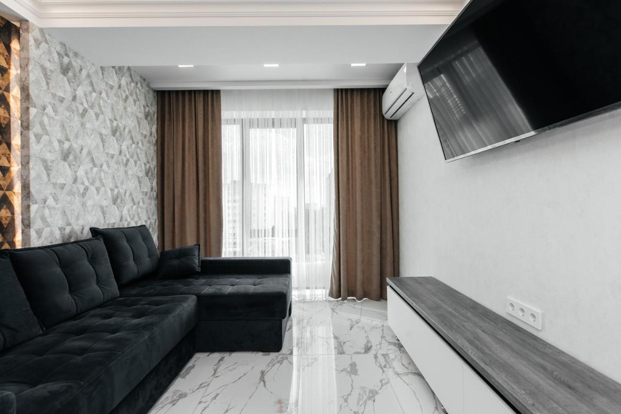 Luxury Apartment Chisinau Ngoại thất bức ảnh