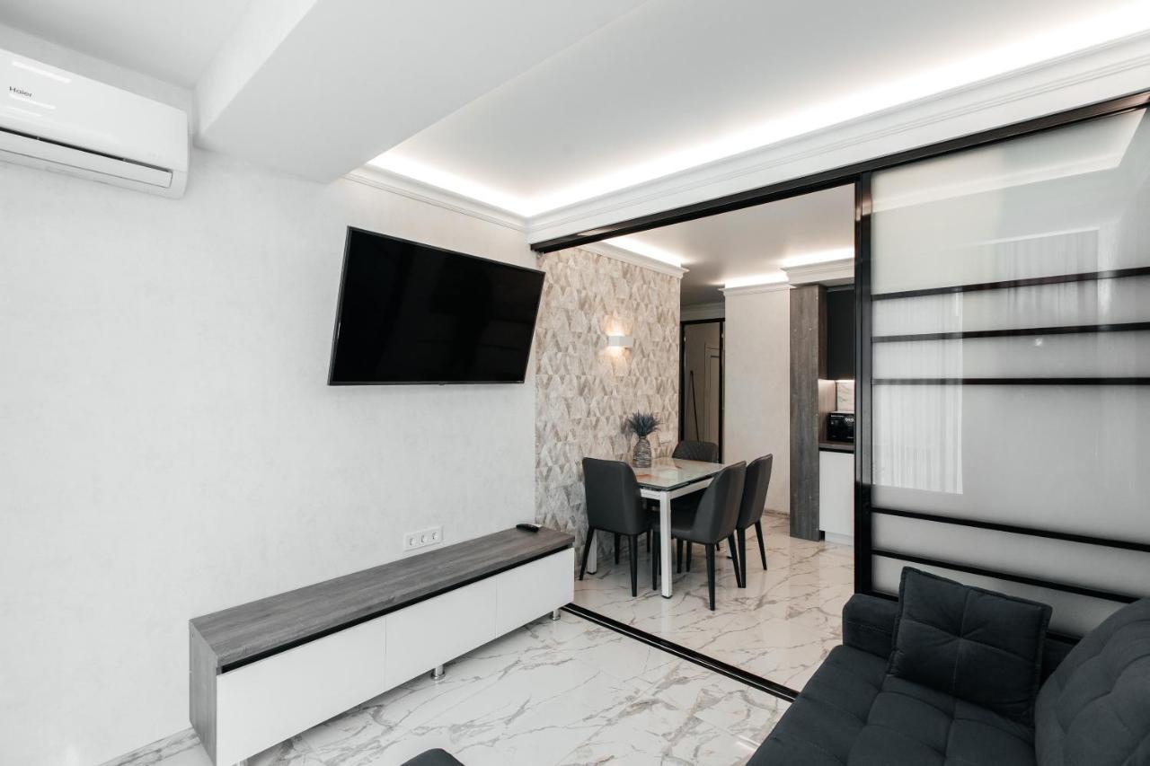 Luxury Apartment Chisinau Ngoại thất bức ảnh