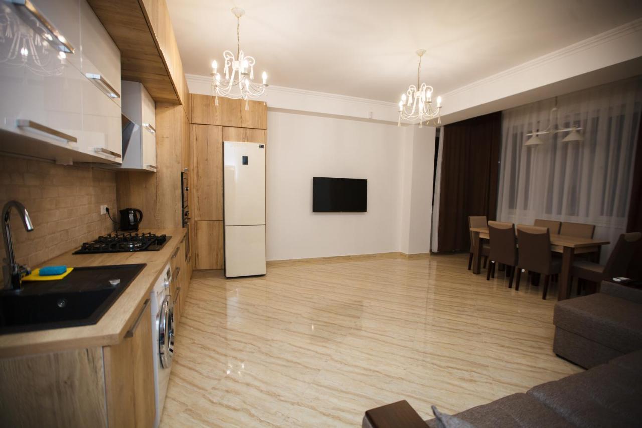 Luxury Apartment Chisinau Ngoại thất bức ảnh